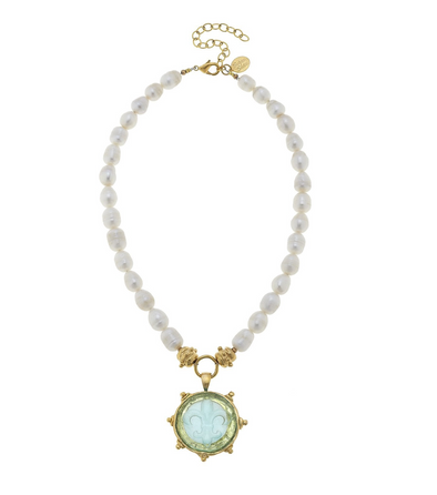 Susan Shaw Venetian Glass Fleur De Lis Intaglio Pearl Necklace